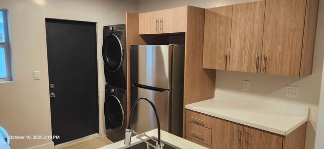 Photo - Samuel Duplex Unit 4557