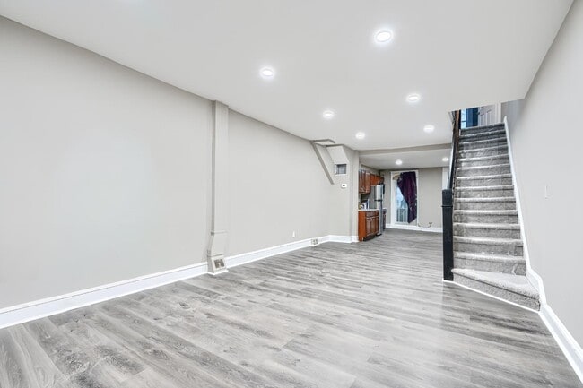 Photo - 1113 Ashburton St