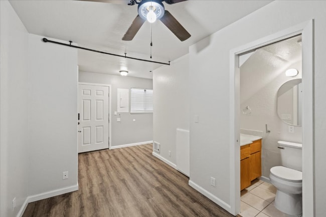 Photo - 5293 Buckhorn Rd