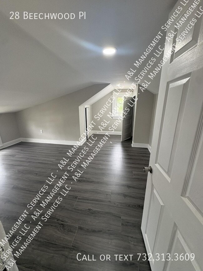 Photo - 28 Beechwood Pl