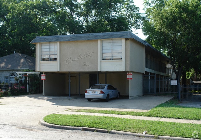 Building Photo - 2816 Throckmorton