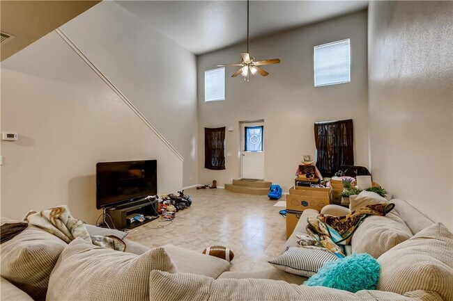 Photo - 110 E Davilla St Unidad 108A