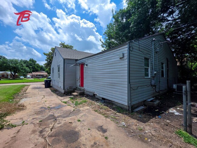 Photo - 1153 Windemere Ave