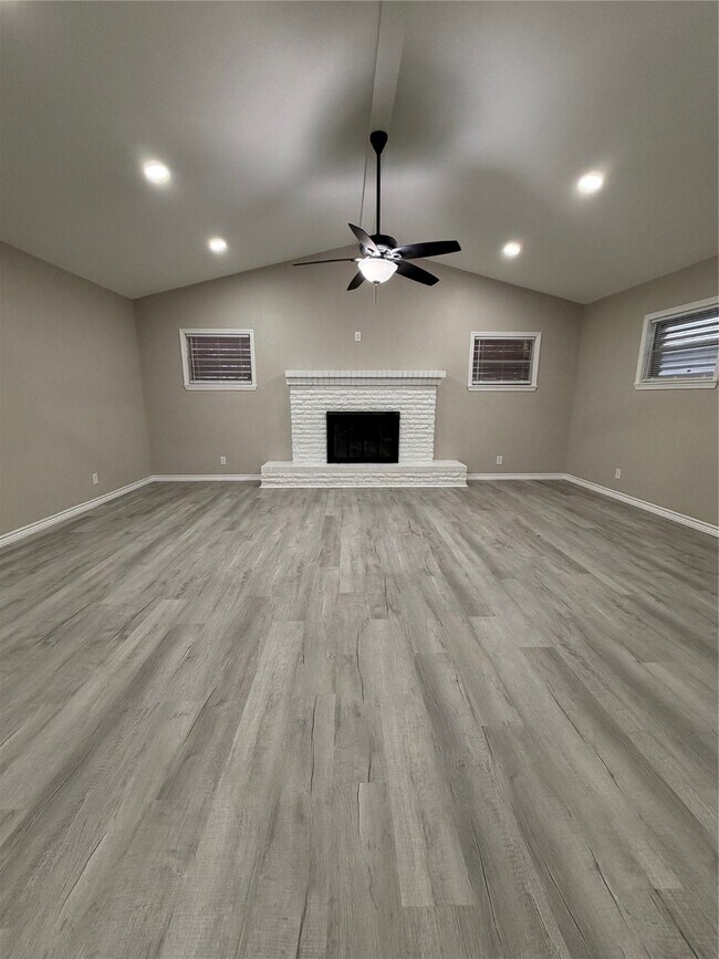 Photo - 1505 15th Ave N