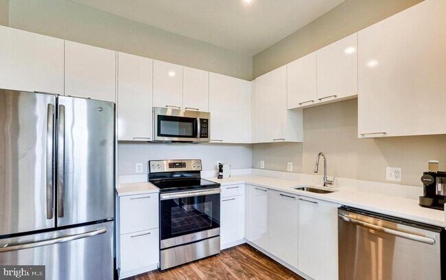 Photo - 989 S Buchanan St Unit 418