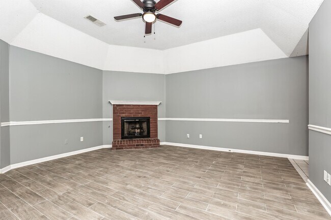 Photo - 9595 Chi Chi Ln