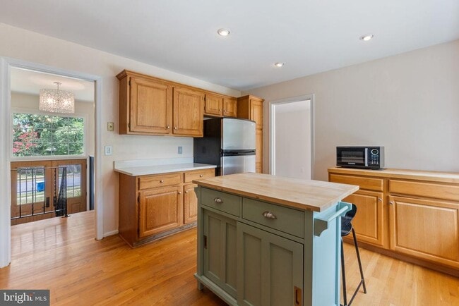 Photo - 1731 Tamerisk Ct