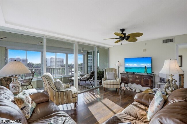 21 Bluebill Ave Unit B401