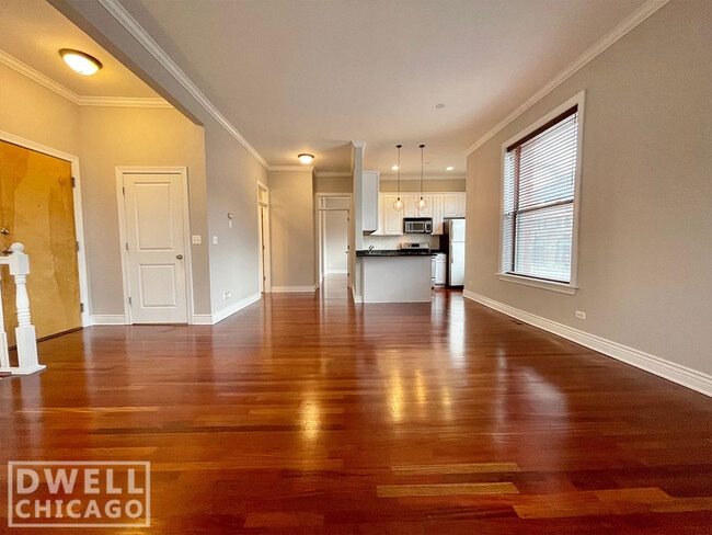 Building Photo - 2800 N Seminary Ave Unit 1S