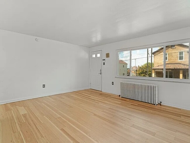 Photo - 179 Frank St