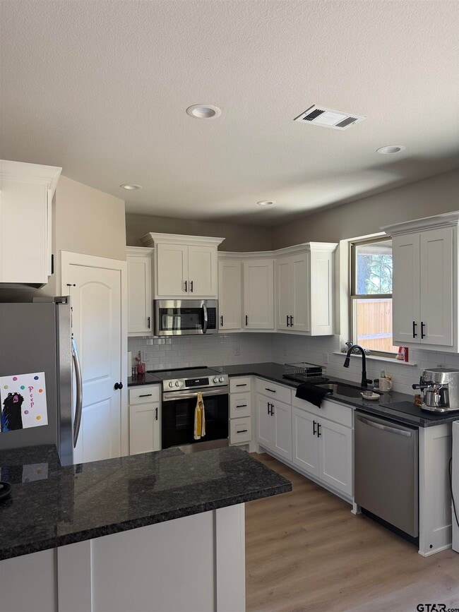 Photo - 11201 County Rd 166