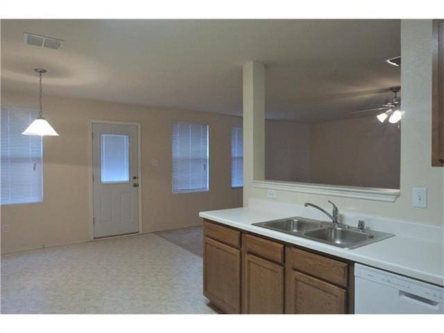 Photo - 2814 Lake Vista Dr