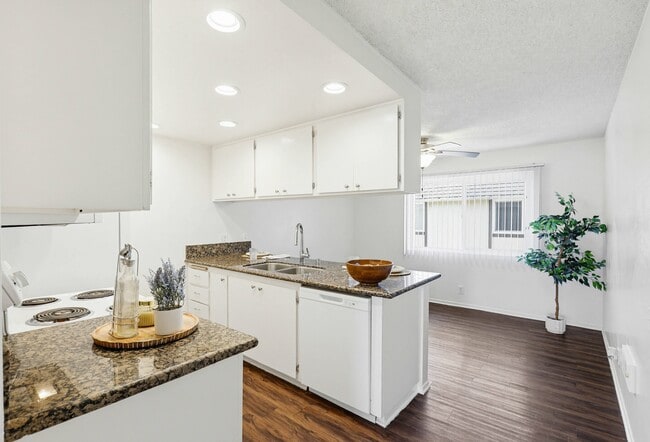 Sandpiper Apartments