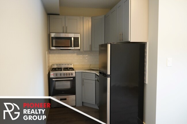 Photo - 503 W Belmont Ave