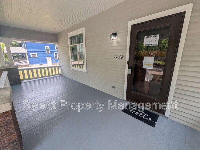Photo - 1148 W Packard Ave