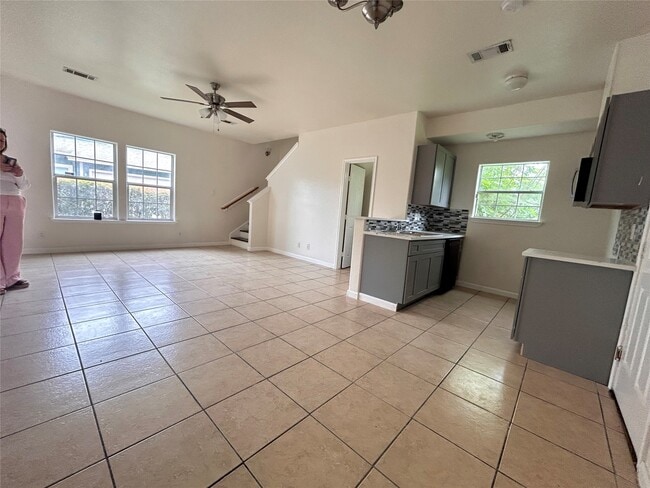 Building Photo - 6841 Larkstone St Unit B