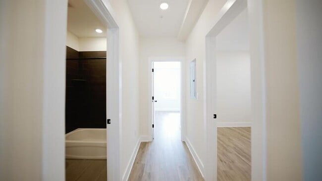 Photo - 6830 Ridge Ave