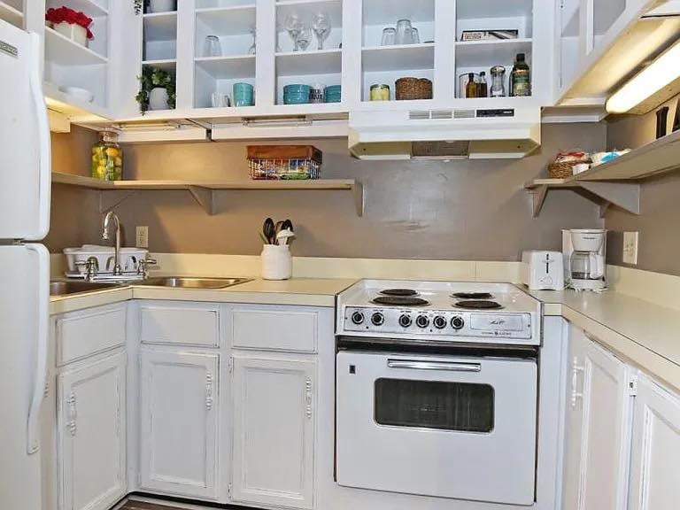 Photo - 13 Albro St Unit 2Bd