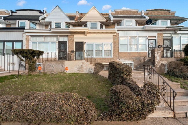 Building Photo - 5005 N 9th St