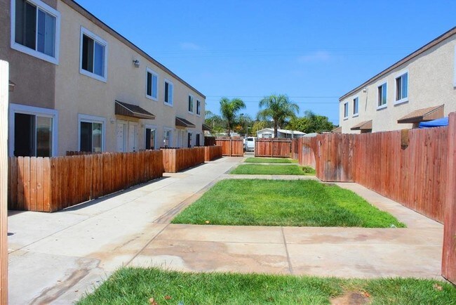 Photo - 1054-1058 Outer Rd Apartamentos