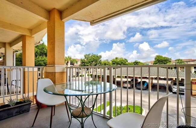 Building Photo - 4784 Central Blvd Unit 22