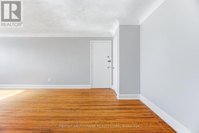 Photo - 1047 Churchill Ave