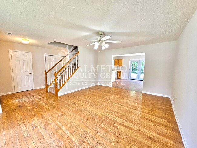 Photo - 5715 River Glen Dr