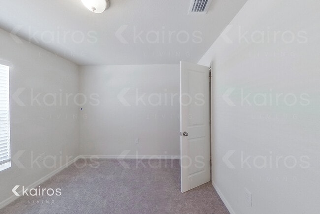 Photo - 826 Wilmington Pkwy