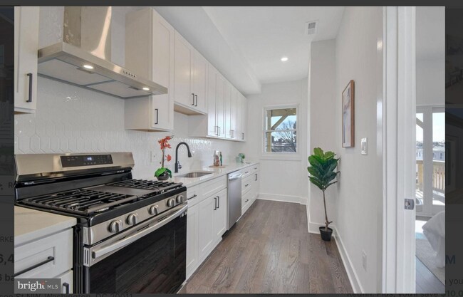 Photo - 134 Madison St NW Unit 134 Madison St NW  2