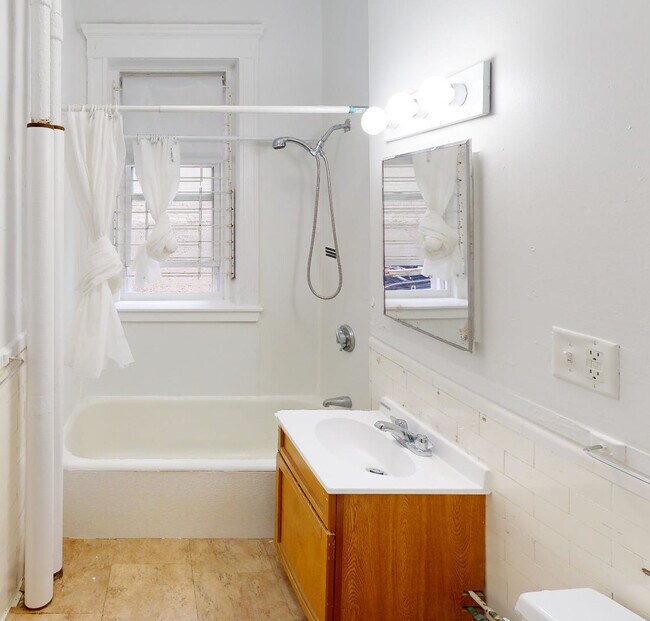 Photo - 25 Walbridge St Unit 1