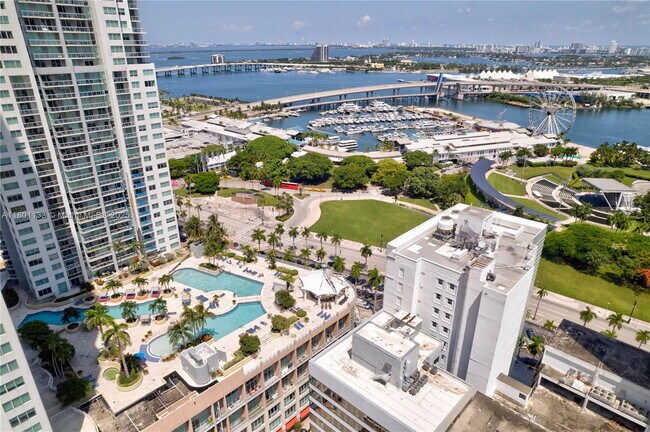 Building Photo - 244 Biscayne Blvd Unit 350 Rental