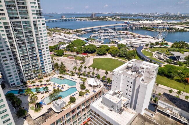 Building Photo - 244 Biscayne Blvd Unit 350 Rental