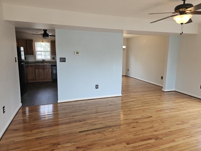 Photo - 201 Stull Ct