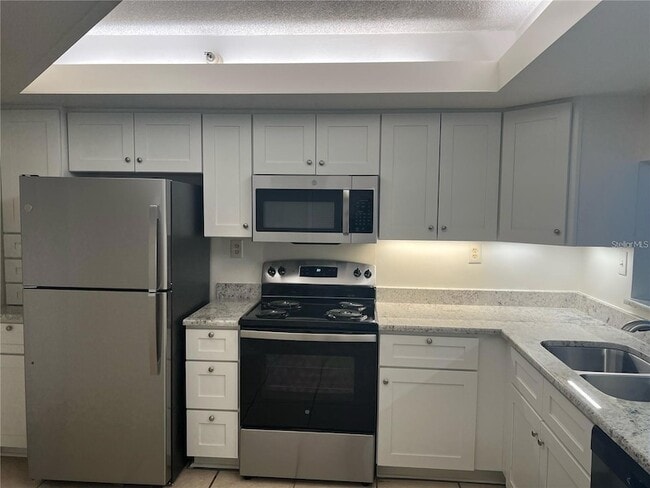 Photo - 690 Island Way Unit 208