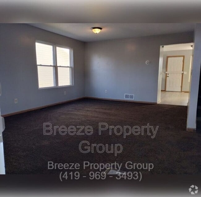 Building Photo - 205 W Chalmers Ave Rental
