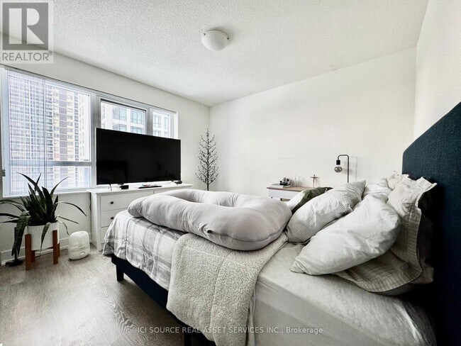 Photo - 7 Mabelle Ave Unité 609