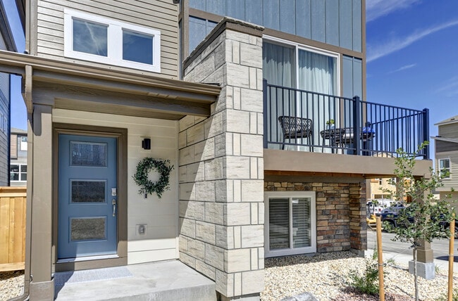 Photo - 6787 Lily Mountain Ln