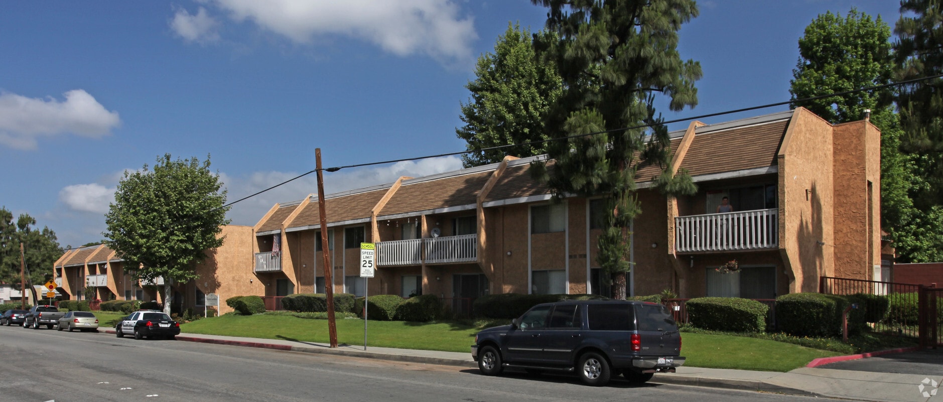 Photo - Alosta Gardens Apartments