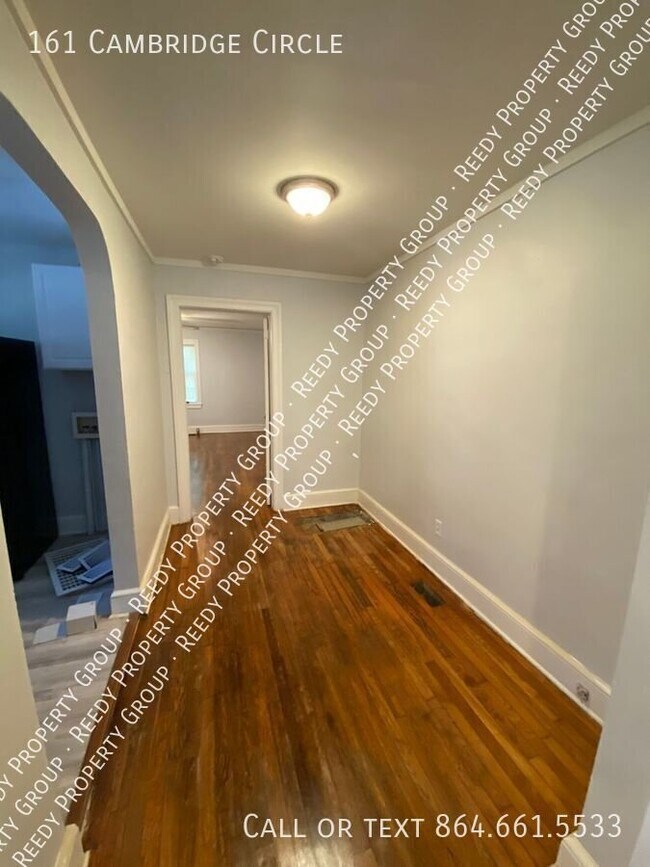 Photo - 161 Cambridge Cir