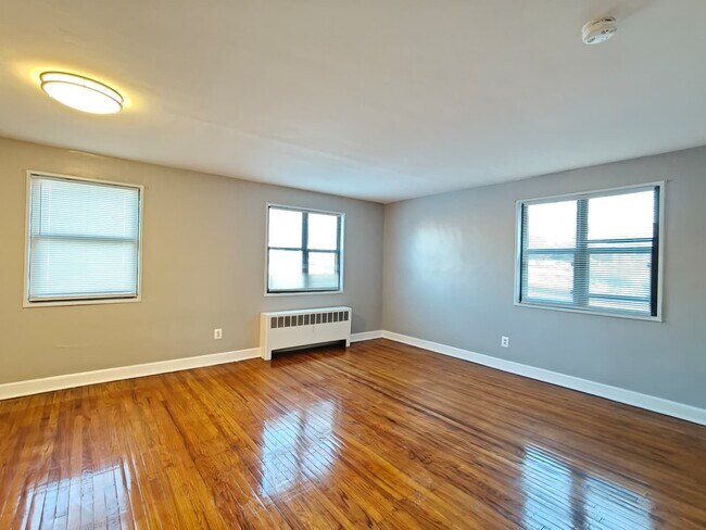 Photo - 131 Forest Ave Unit 2A