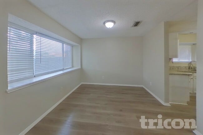 Photo - 2645 Danberry Ln