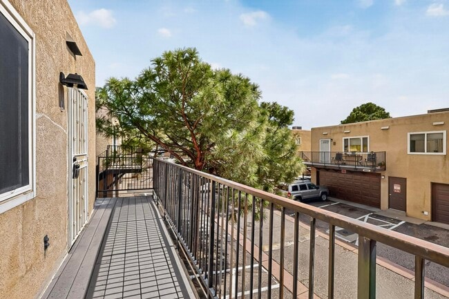 Photo - 12007 Stilwell Pl NE