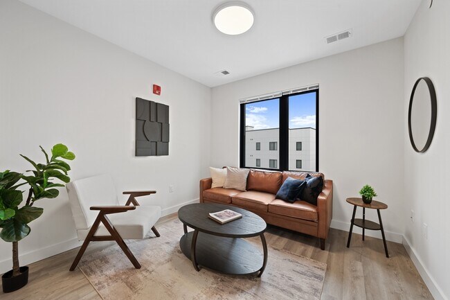 Photo - 72 S Essex Ave