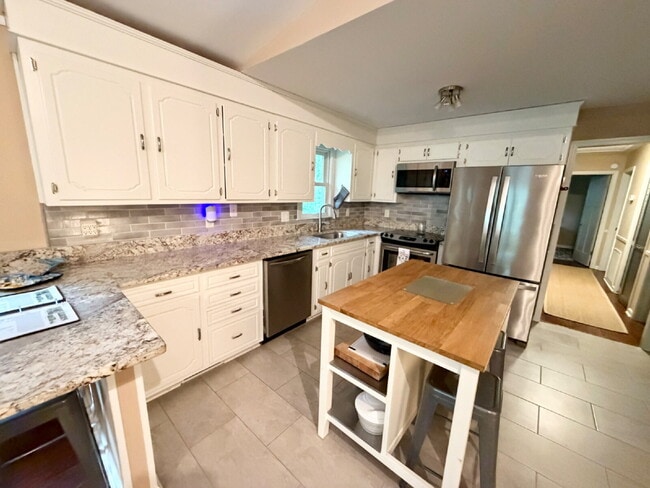 Photo - 4 Bedroom home Keowee Key Community