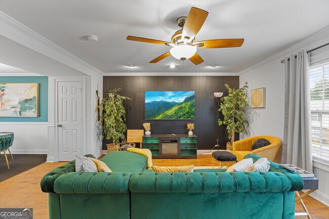 14 Villa Ct SE
