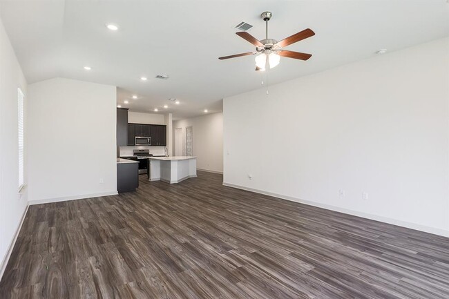 Photo - 1917 Centerline Ln