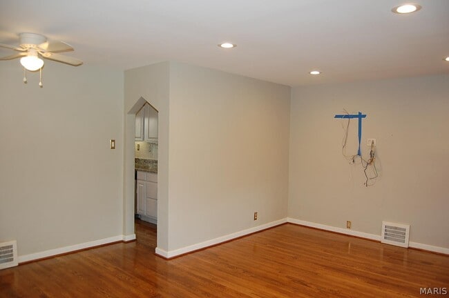 Photo - 814 Dickson St