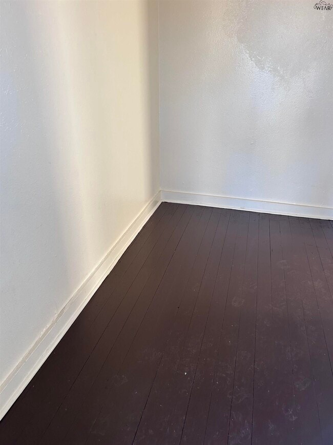 Photo - 1643 Pearl Ave