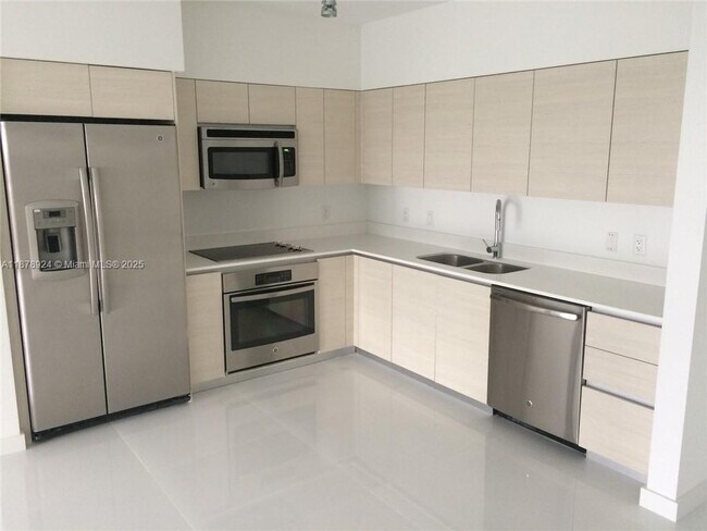 Photo - 4250 Biscayne Blvd Unidad 915