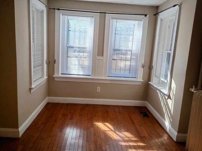 Photo - Modern Capitol Hill Location Basement Newly Renovated Unit with 1 Bedroom, 1 Bathroom,